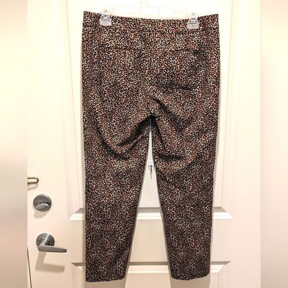 $5 Item! White House Black Market 4 Regular Leopard Print Slim Ankle Pants - Picture 5 of 8